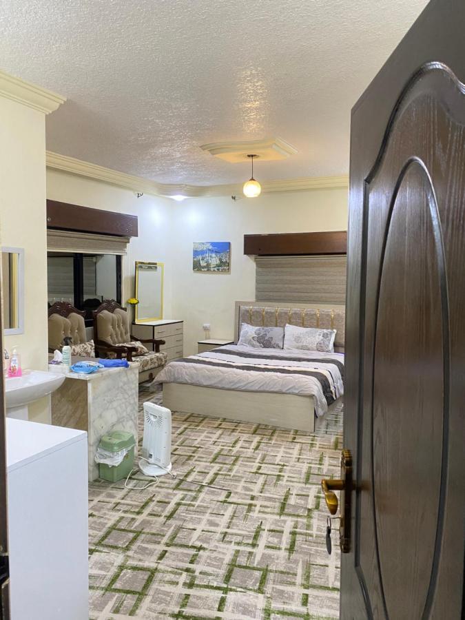 Jarash Gate Suite Екстер'єр фото